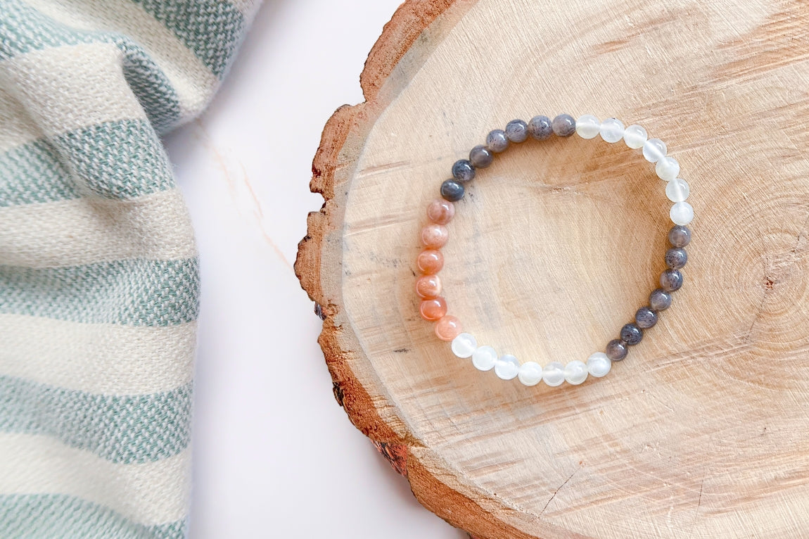 Moonstone stretch bracelet